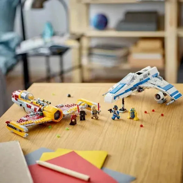 LEGO New Republic E-wing™ versus Shin Hati's Starfighter™ 75364 StarWars