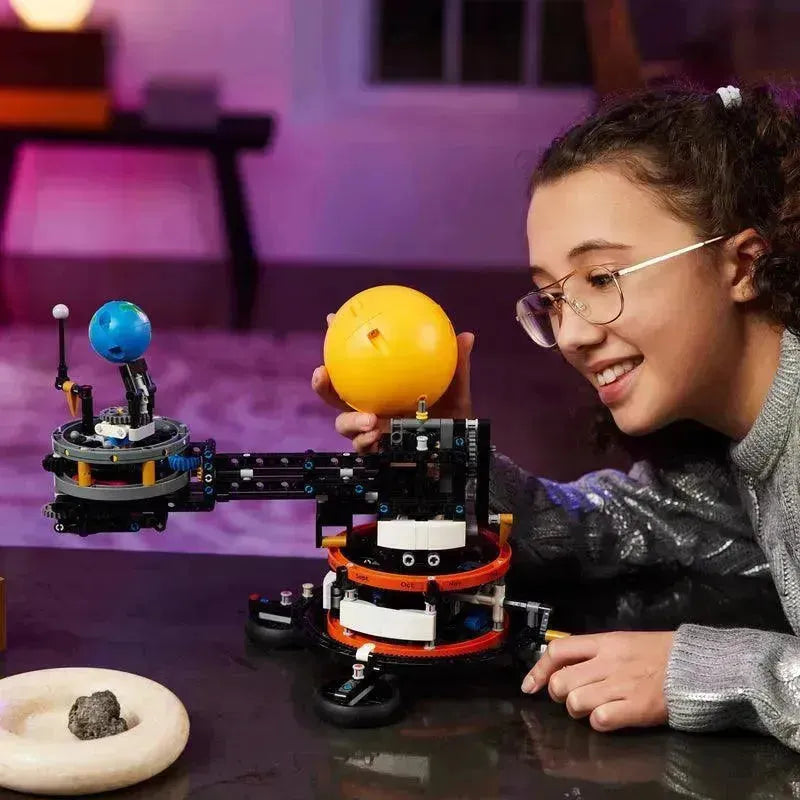 LEGO De aarde en de maan in beweging 42179 Technic
