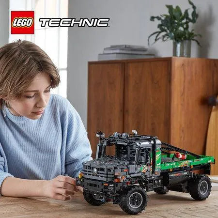 LEGO Mercedes-Benz Zetros Trial Truck 4X4 42129 Technic