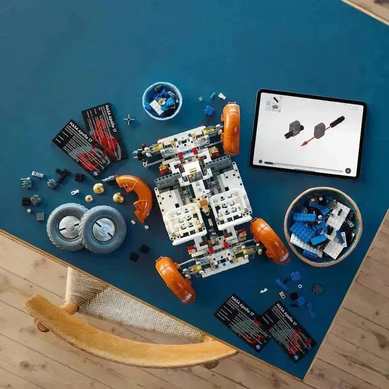 LEGO NASA 1970 Apollo Lunar Roving Vehicle (LRV) 42182 Technic