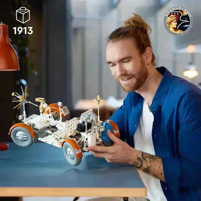 LEGO NASA 1970 Apollo Lunar Roving Vehicle (LRV) 42182 Technic